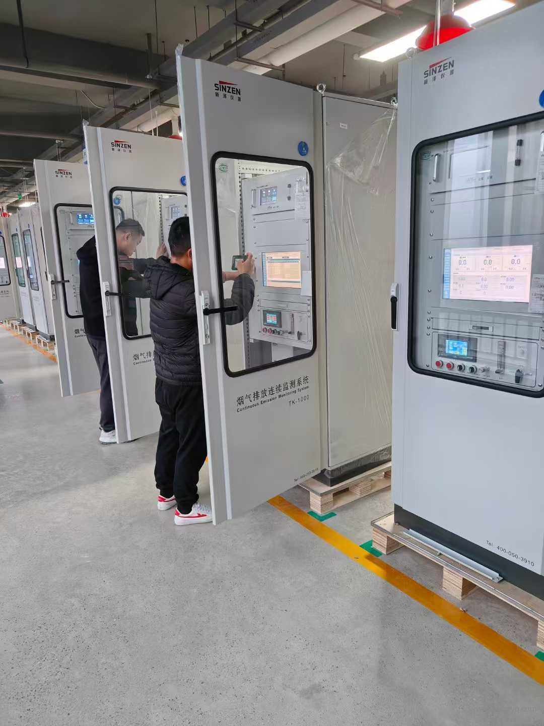 1736308176483705.jpg 煙氣在線監測調試過程